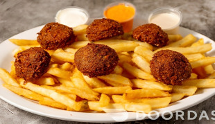 Falafel 'n the fries